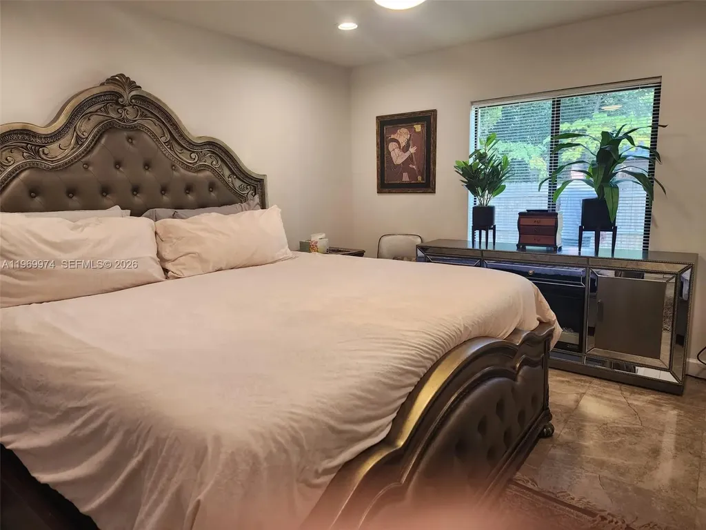 413 SW 10th Street Delray Beach FL 33444