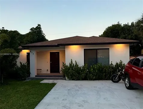 413 SW 10th Street Delray Beach FL 33444