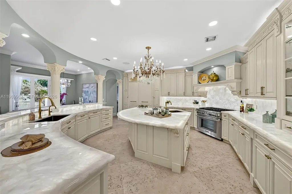 628 Coral Way Fort Lauderdale FL 33301