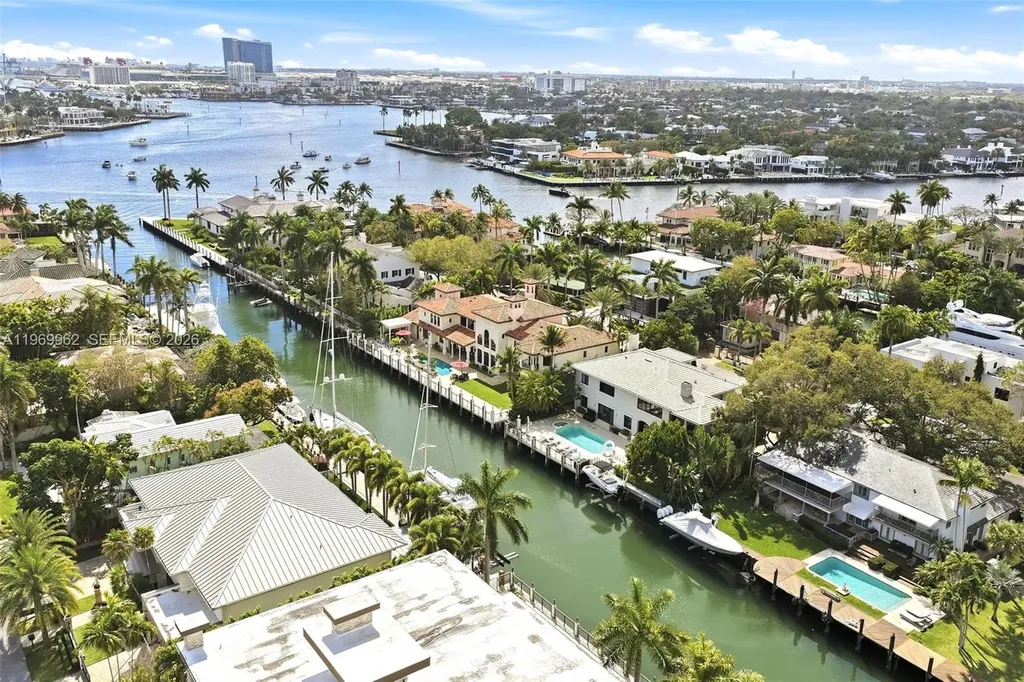 628 Coral Way Fort Lauderdale FL 33301