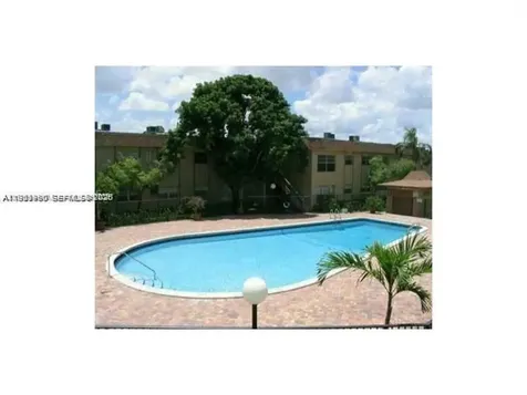 2530 NW 39th Way Lauderdale Lakes FL 33311