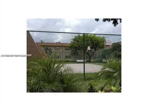 2530 NW 39th Way Lauderdale Lakes FL 33311