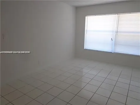 2530 NW 39th Way Lauderdale Lakes FL 33311