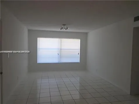 2530 NW 39th Way Lauderdale Lakes FL 33311