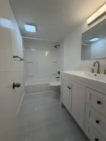 301 SE 3rd Street Dania FL 33004