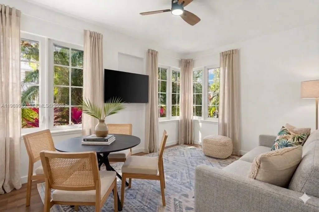 1009 Meridian Avenue Miami Beach FL 33139