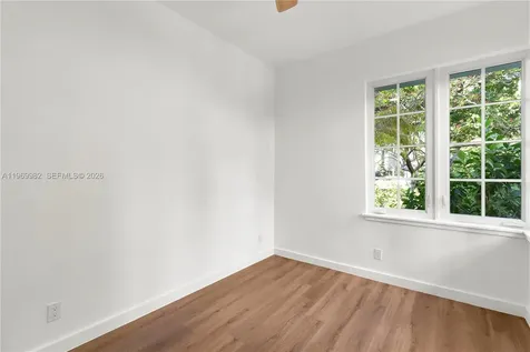 1009 Meridian Avenue Miami Beach FL 33139