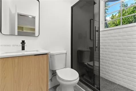 1009 Meridian Avenue Miami Beach FL 33139