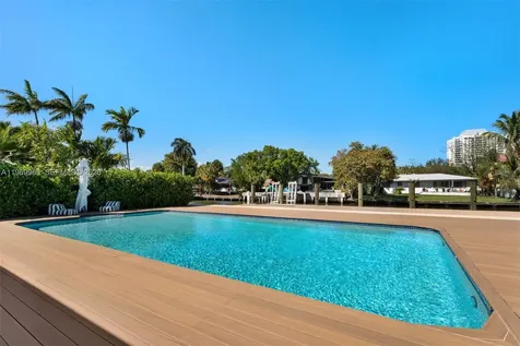 1025 Belle Meade Island Drive Miami FL 33138