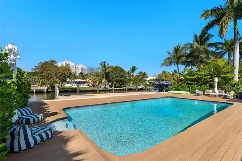 1025 Belle Meade Island Drive Miami FL 33138