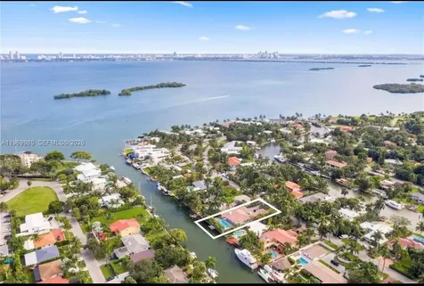 1025 Belle Meade Island Drive Miami FL 33138