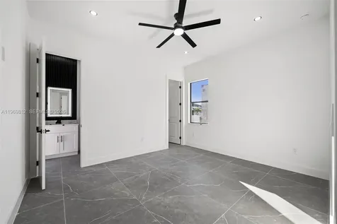 109 SW 37th Place Cape Coral FL 33991