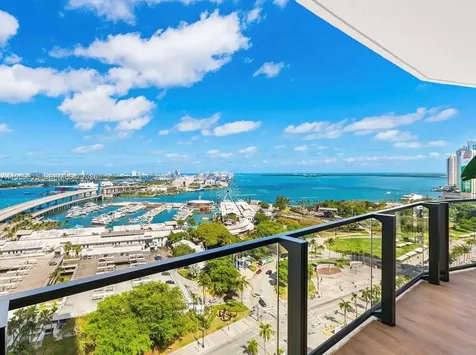 398 NE 5th Street Miami FL 33132