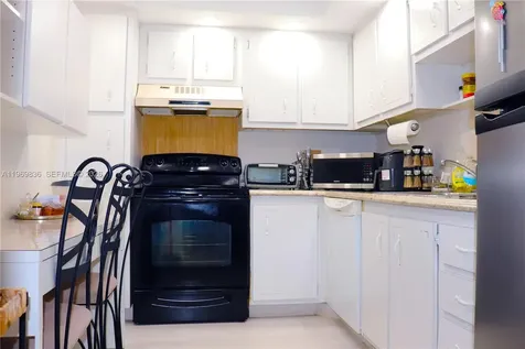 900 Saint Charles Place Pembroke Pines FL 33026