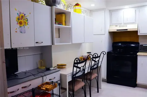 900 Saint Charles Place Pembroke Pines FL 33026