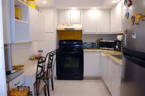 900 Saint Charles Place Pembroke Pines FL 33026