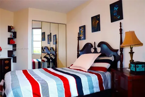 900 Saint Charles Place Pembroke Pines FL 33026