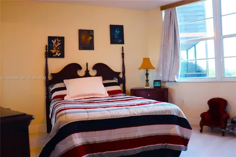 900 Saint Charles Place Pembroke Pines FL 33026