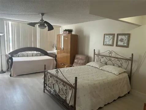 900 Saint Charles Place Pembroke Pines FL 33026