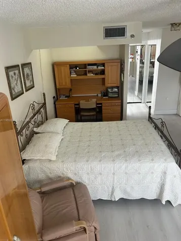 900 Saint Charles Place Pembroke Pines FL 33026
