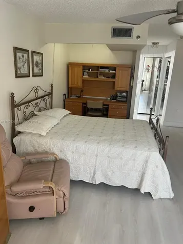 900 Saint Charles Place Pembroke Pines FL 33026