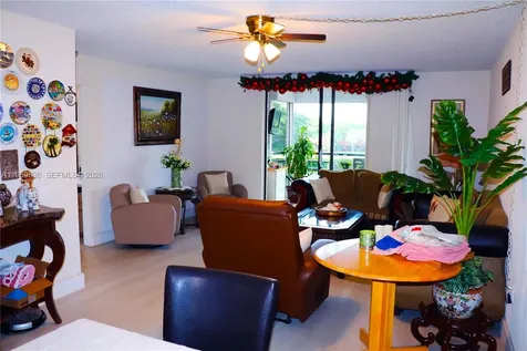 900 Saint Charles Place Pembroke Pines FL 33026