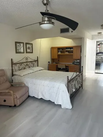 900 Saint Charles Place Pembroke Pines FL 33026