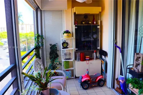 900 Saint Charles Place Pembroke Pines FL 33026