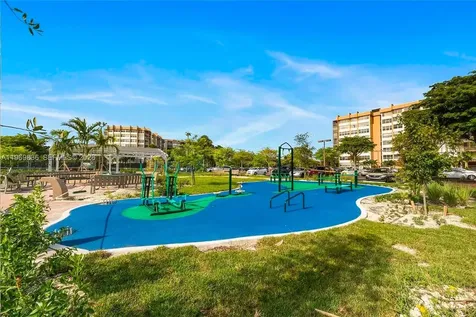 900 Saint Charles Place Pembroke Pines FL 33026