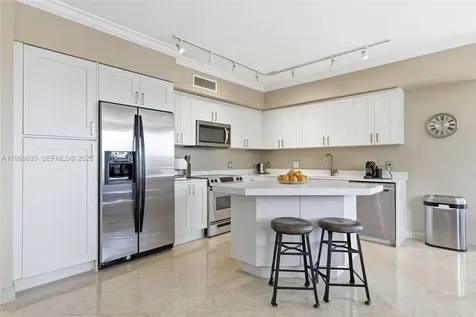 1745 E Hallandale Beach Boulevard Hallandale Beach FL 33009