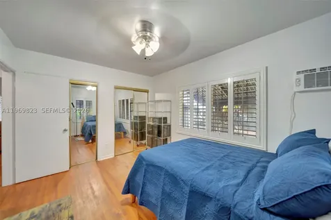 890 NE 138th Street North Miami FL 33161