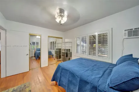 890 NE 138th Street North Miami FL 33161