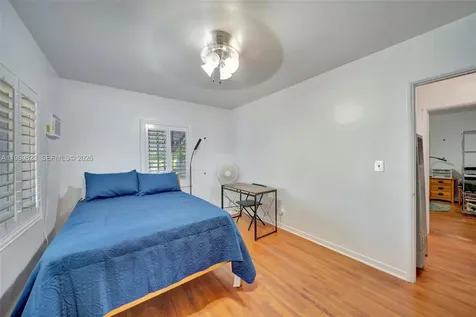 890 NE 138th Street North Miami FL 33161