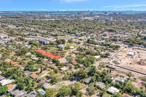 890 NE 138th Street North Miami FL 33161