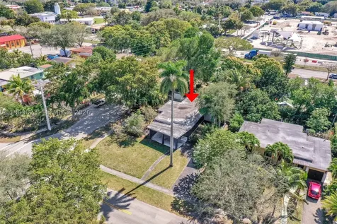 890 NE 138th Street North Miami FL 33161