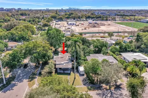 890 NE 138th Street North Miami FL 33161