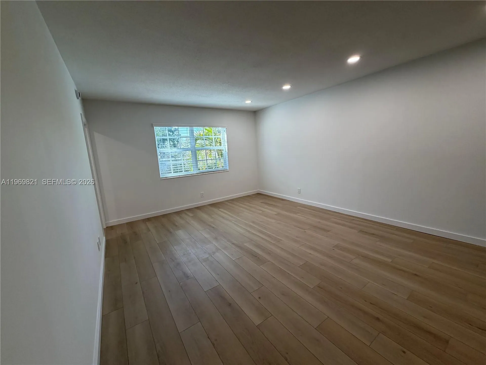 2426 SE 17th Causeway Fort Lauderdale FL 33316