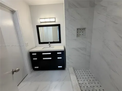 2426 SE 17th Causeway Fort Lauderdale FL 33316