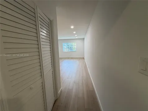2426 SE 17th Causeway Fort Lauderdale FL 33316