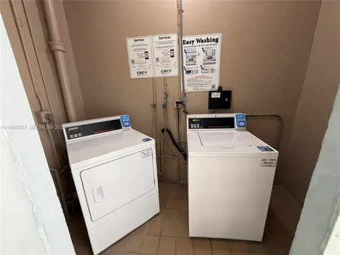 2426 SE 17th Causeway Fort Lauderdale FL 33316