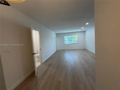 2426 SE 17th Causeway Fort Lauderdale FL 33316