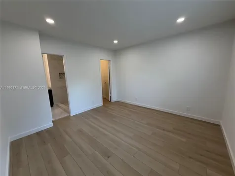 2426 SE 17th Causeway Fort Lauderdale FL 33316
