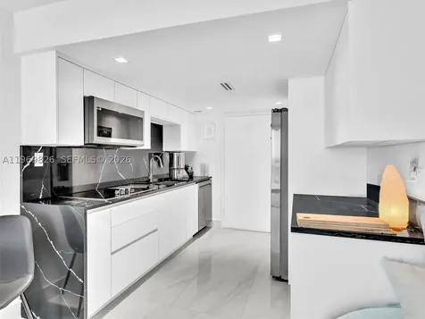 401 Ocean Drive Miami Beach FL 33139