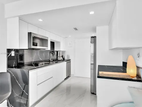 401 Ocean Drive Miami Beach FL 33139