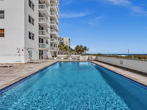 401 Ocean Drive Miami Beach FL 33139