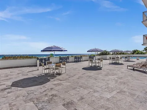 401 Ocean Drive Miami Beach FL 33139