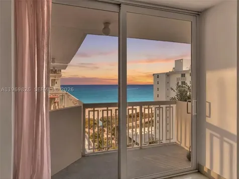 401 Ocean Drive Miami Beach FL 33139