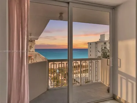 401 Ocean Drive Miami Beach FL 33139