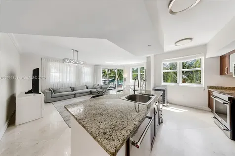 20000 E Country Club Drive Aventura FL 33180