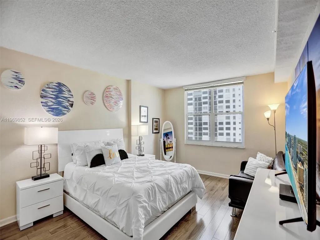2501 S Ocean Drive Hollywood FL 33019